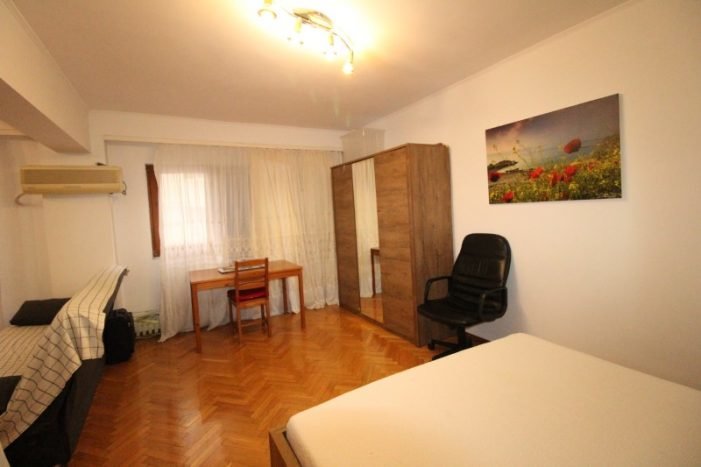 Universitate, inchiriere apartament 3 camere, bloc 1980,